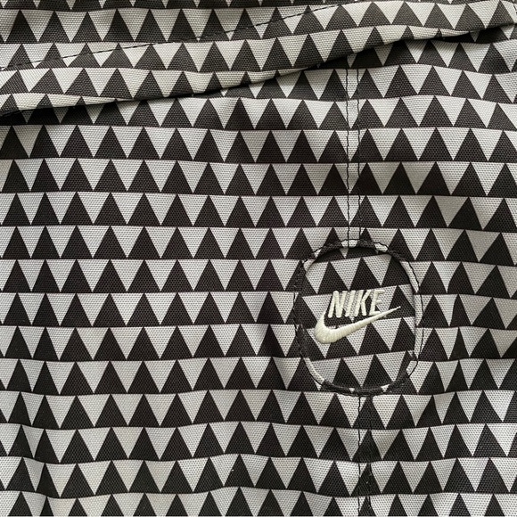 Nike Messenger Bag - Picture 2 of 9